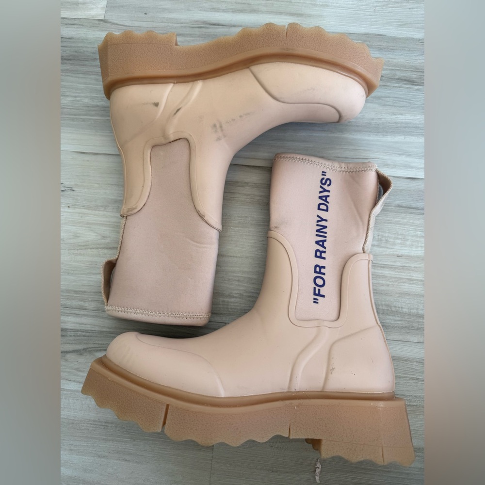 Off-White Beige Rain Boots with Tan Soles